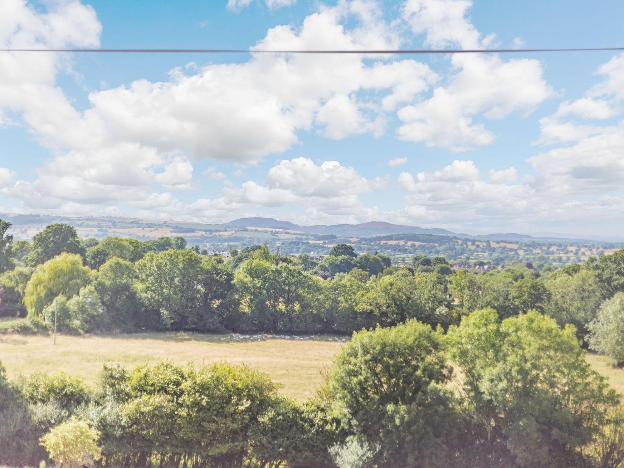 Elsies Cottage Pontesbury ภายนอก รูปภาพ